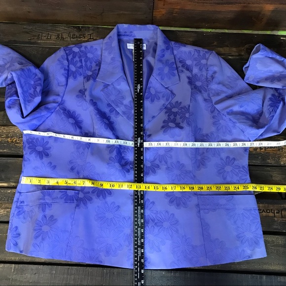 Sag Harbor 3 Button Jacket - Picture 7 of 7